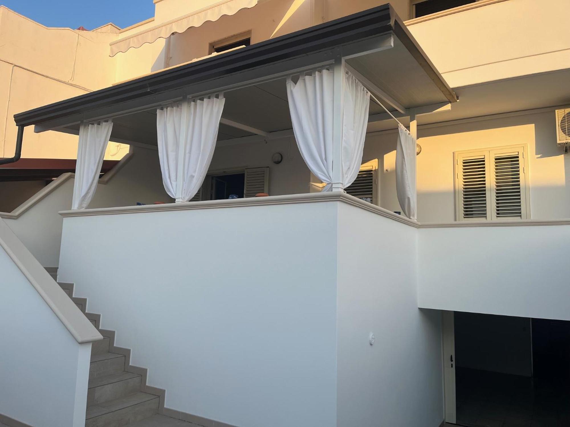 Villa Ticia A 100 Metri Dalla Spiaggia Con Parcheggio Privato Lido Marini Exterior foto